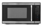Hamilton Beach 1.1 cu ft Countertop Microwave Oven. Black and Stainless Steel