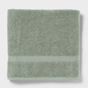 Room Essentials Bath Towel - Sage Green