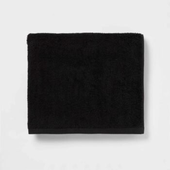 Room Essentials Everyday Bath Towel Black - ™